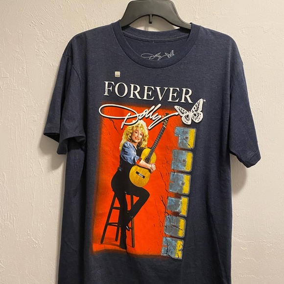 Forever Dolly Parton Men’s Graphic T-Shirt NWT - Picture 1 of 2